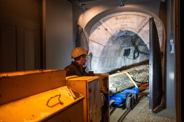 Salzwelten Altaussee Tanne Steinberghaus Mundloch hineinliefern  | © Thomas Sattler 